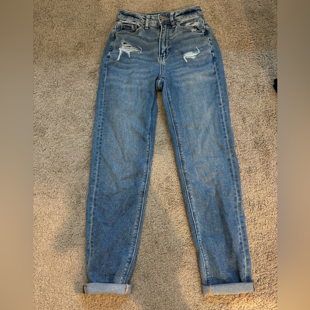 American Eagle Mom Jeans